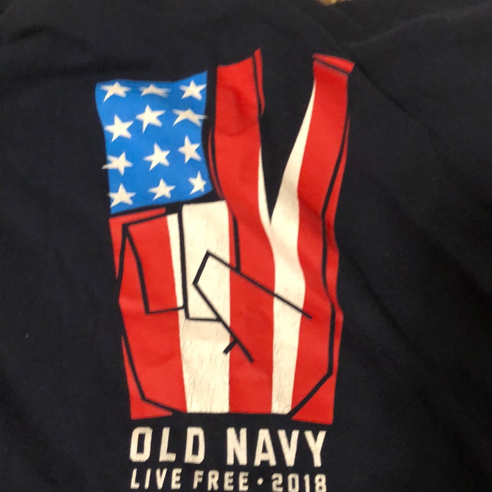 July attire - Picture 3 of 3
